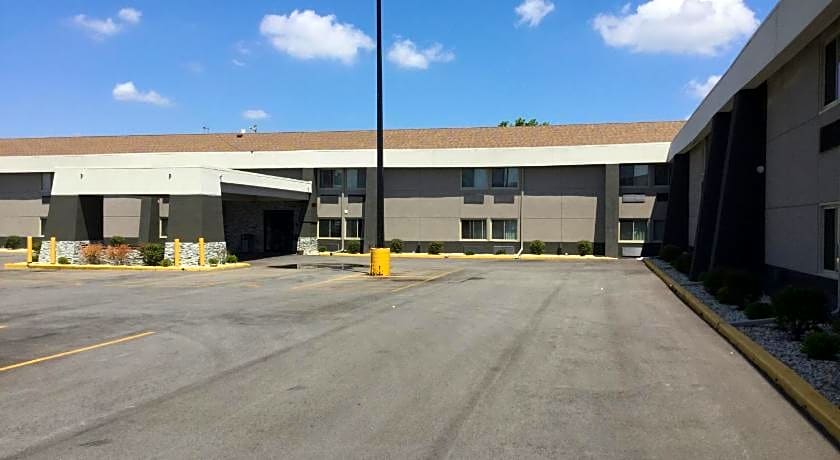 Super 8 by Wyndham South Holland