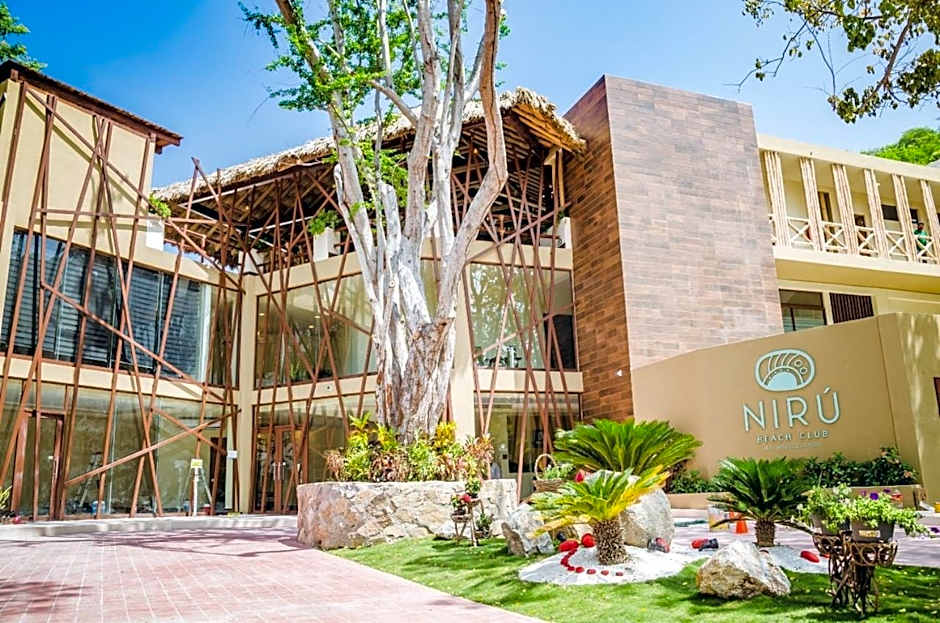 Nirú Ocean Suites by Binniguenda