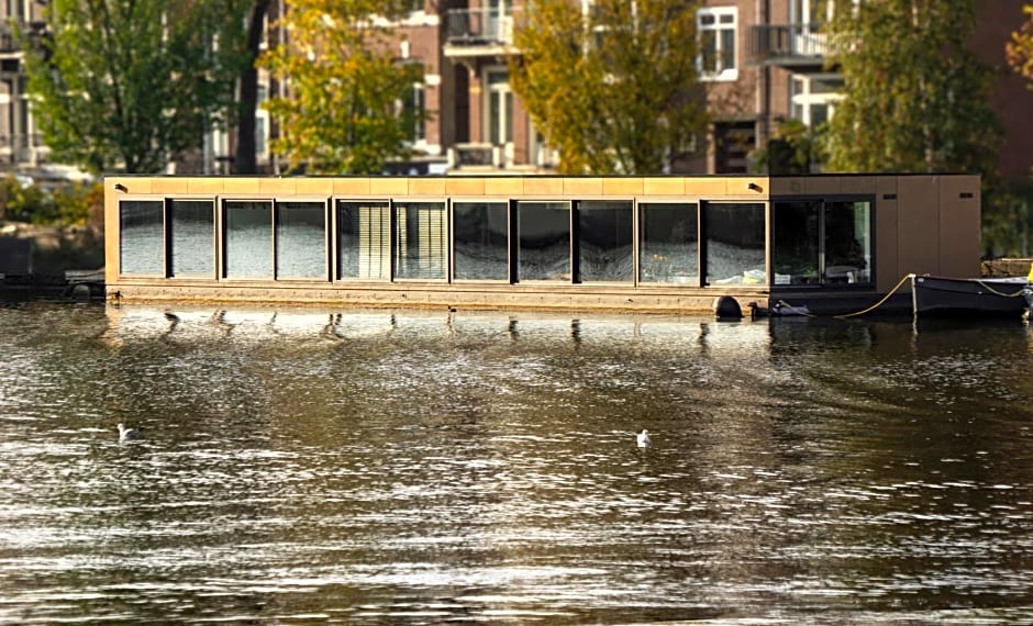 Houseboat Amsterdam - Room with a view