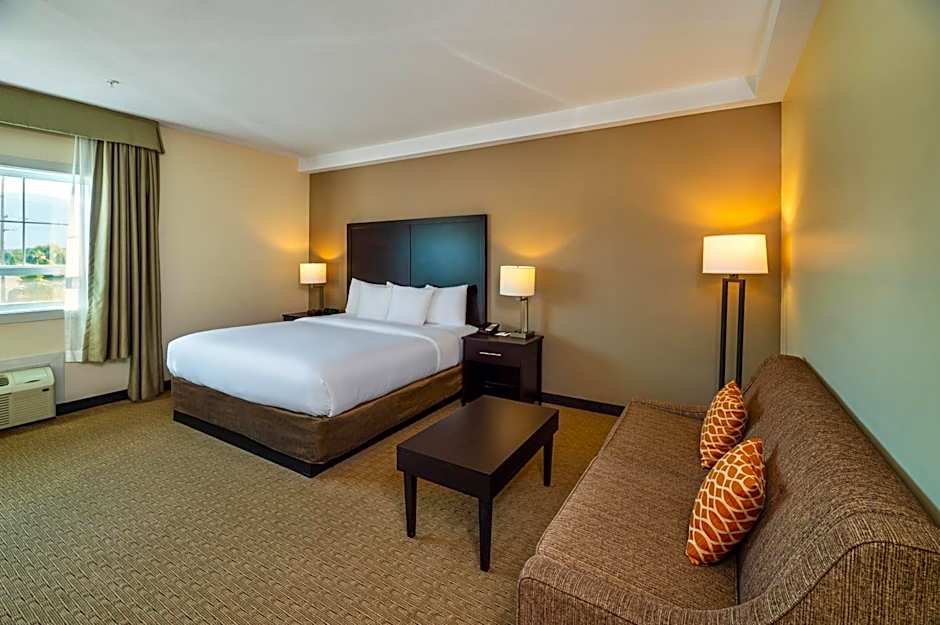 Comfort Inn & Suites