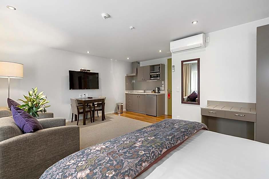Boulcott Lodge