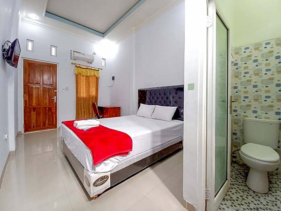 Harmony House Syariah near Alun Alun Pati Mitra RedDoorz