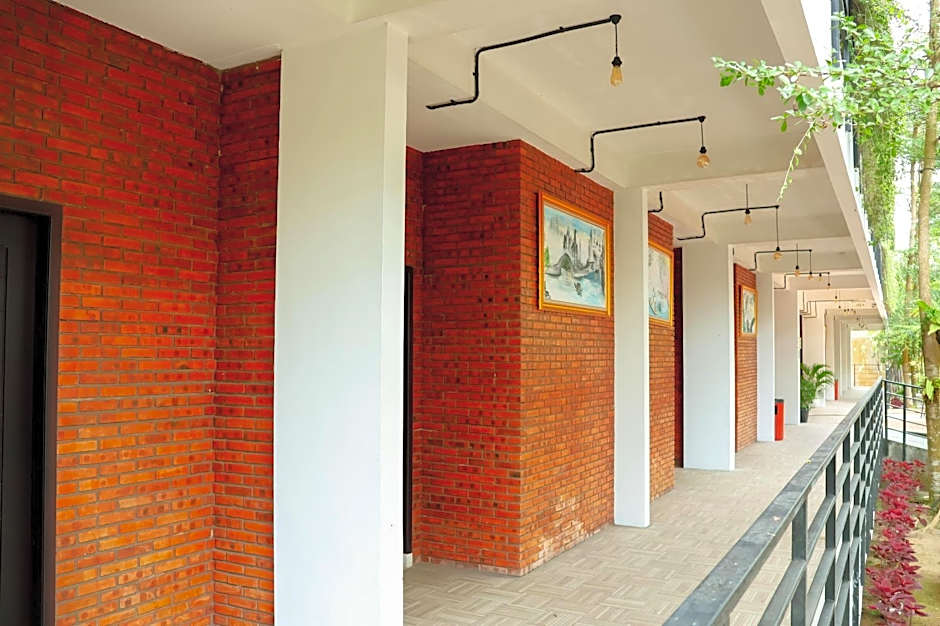 Thongs Inn Hotel Kualanamu