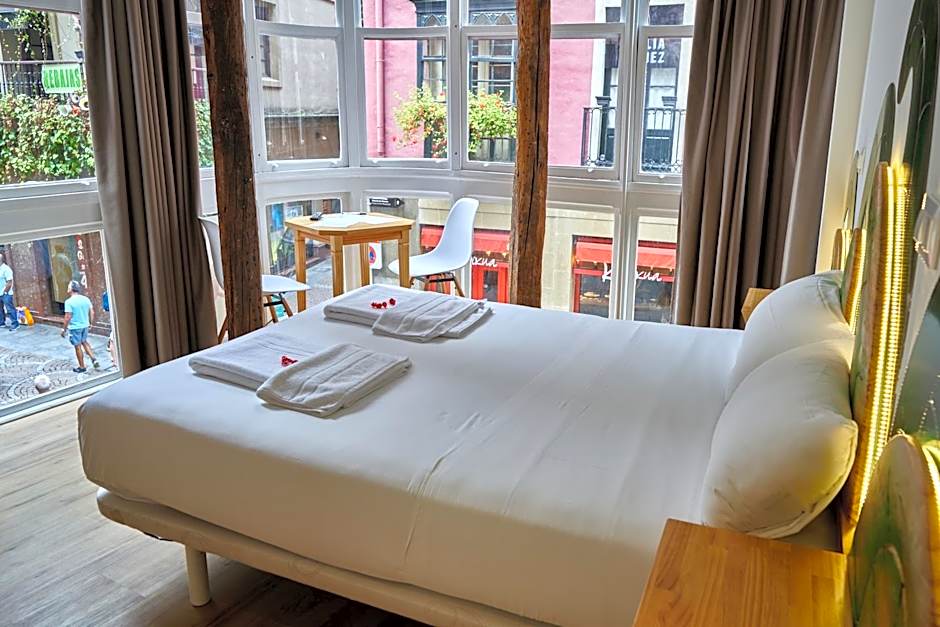 Pensión AliciaZzz Bed And Breakfast Bilbao