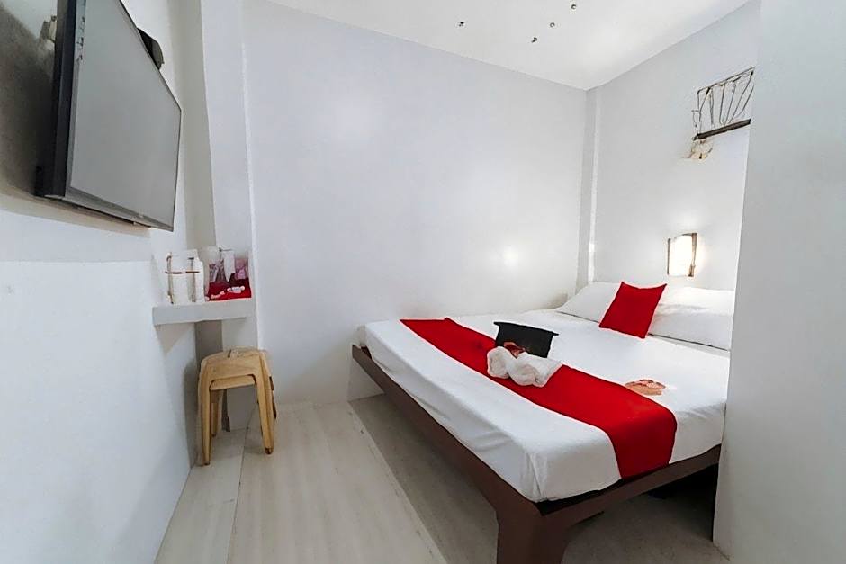 RedDoorz at San Antonio Binan Laguna