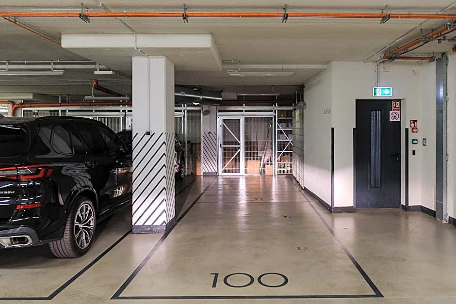 Lumina luxury apartments in Mennica Residence