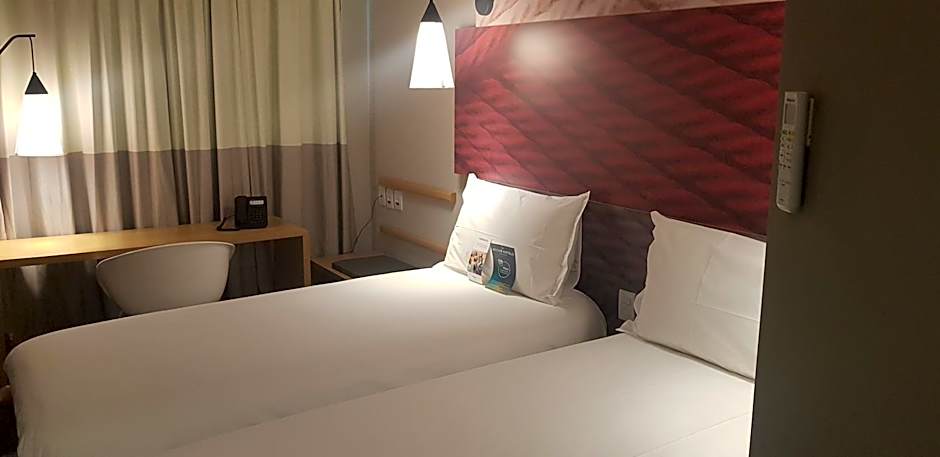 IBIS Carlos Barbosa