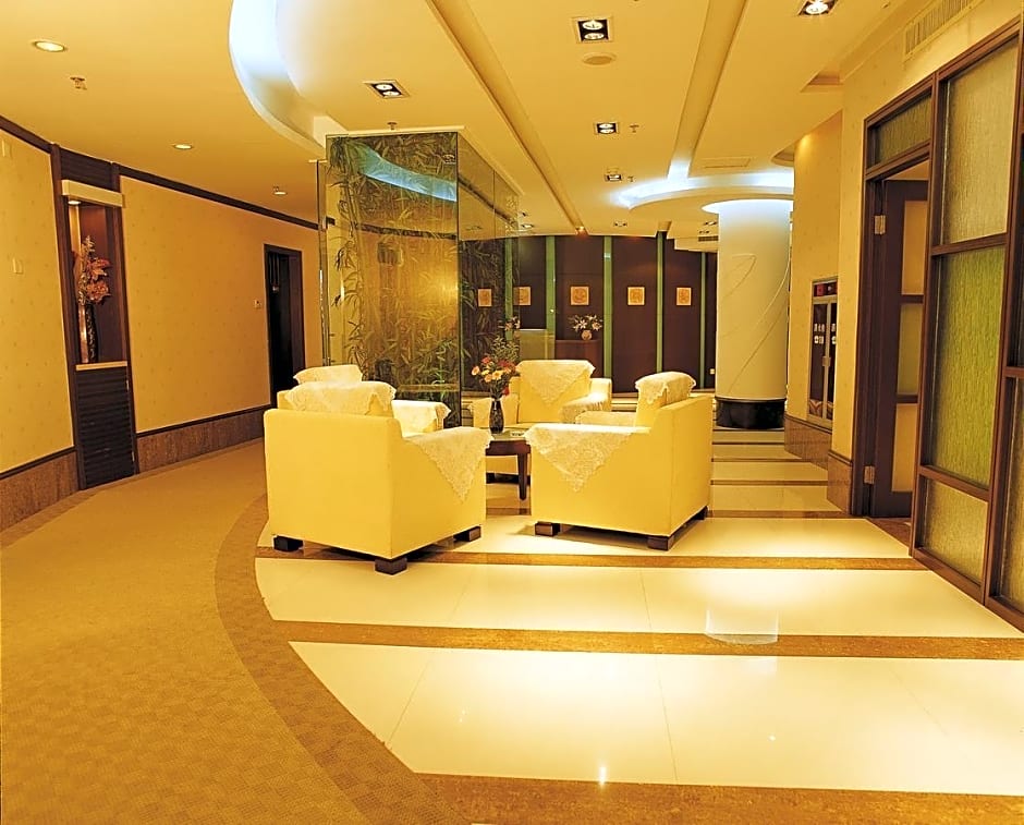 Xinhua Hotel