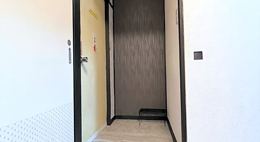 Lucky Hotel