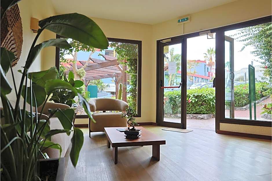 Traineira Vila Ventura Village