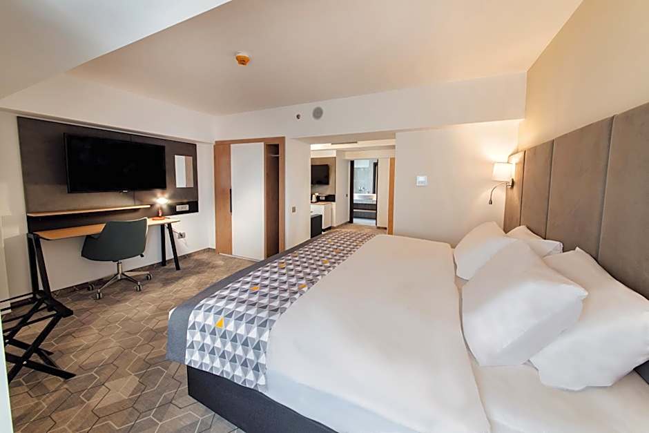 Holiday Inn Bucharest - Times By IHG