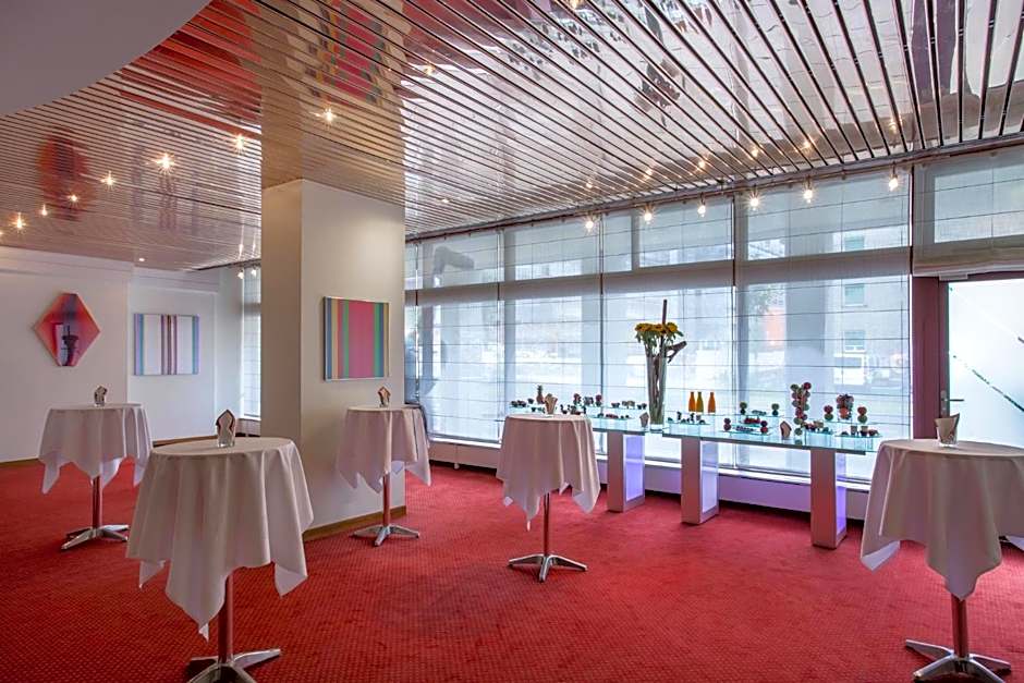 Crowne Plaza Zurich By IHG