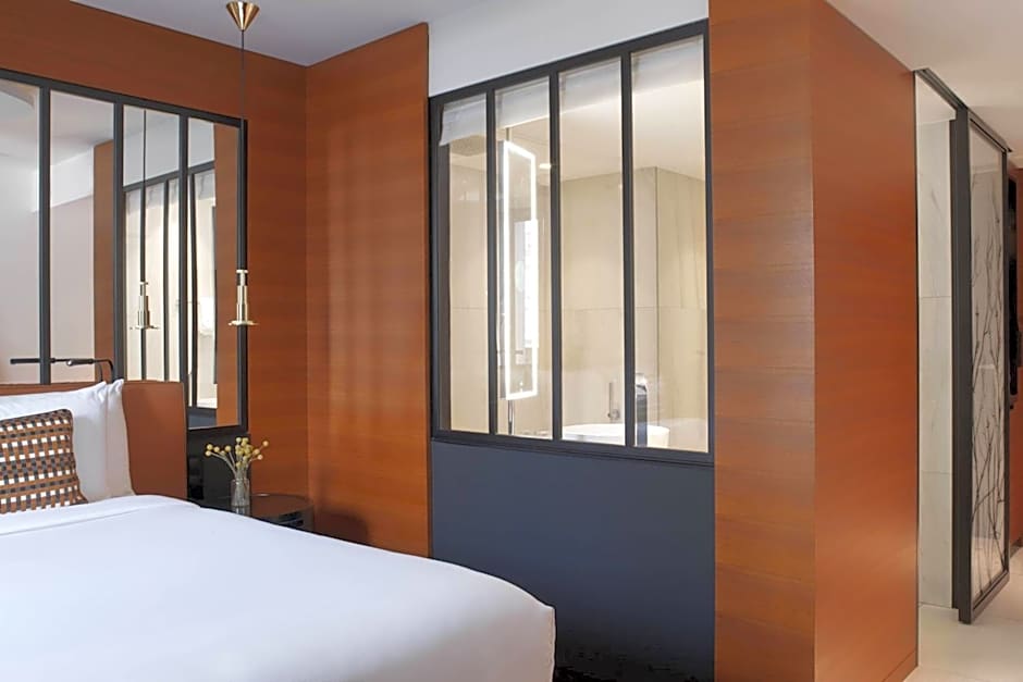Renaissance Paris Republique Hotel