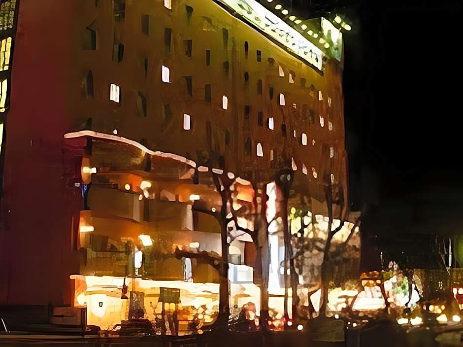 Ekimae Fuji Grand Hotel