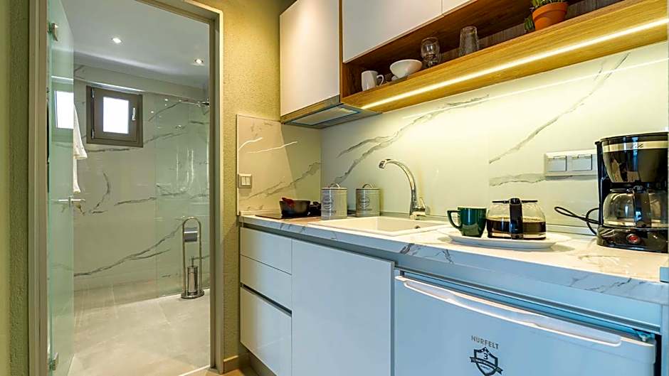 Estelle Family Luxury Apartments & Suites