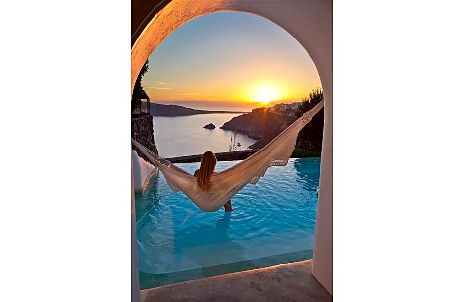 Perivolas Hotel