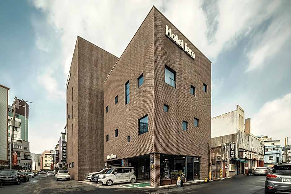 Hotel Iam