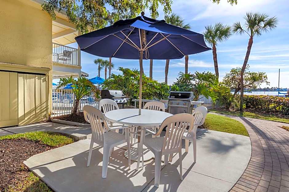 Hilton Vacation Club Charter Club Naples Bay