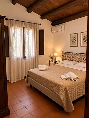 One-Bedroom Cottage