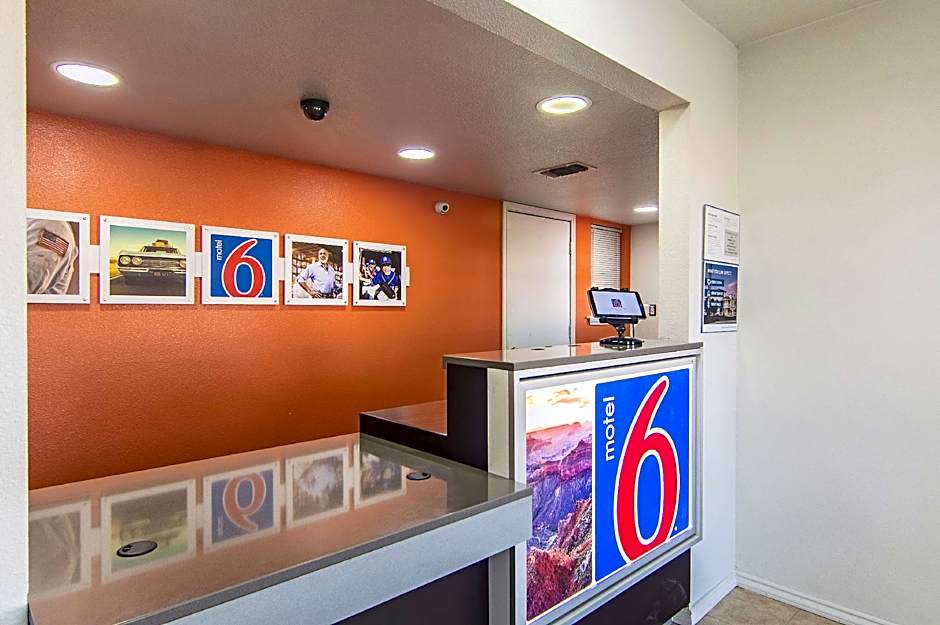 Motel 6 Paris