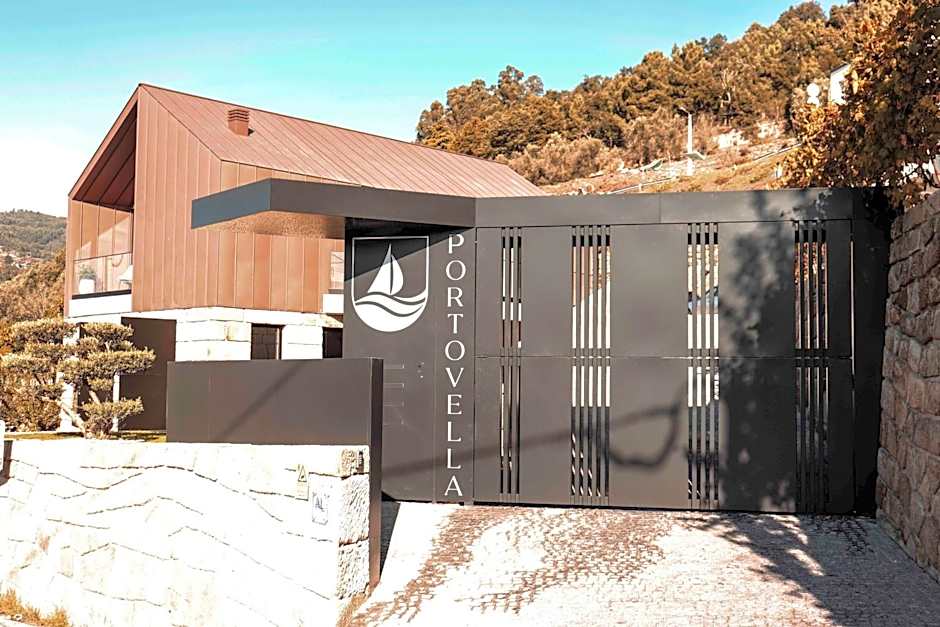 Portovella Lodges & Bungalows