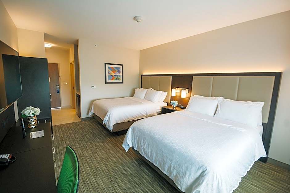 Holiday Inn Express and Suites Birmingham - Homewood By IHG