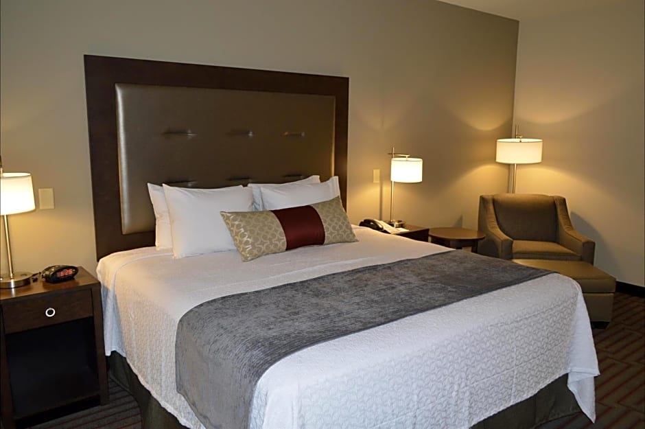 Best Western Plus Stevens County In