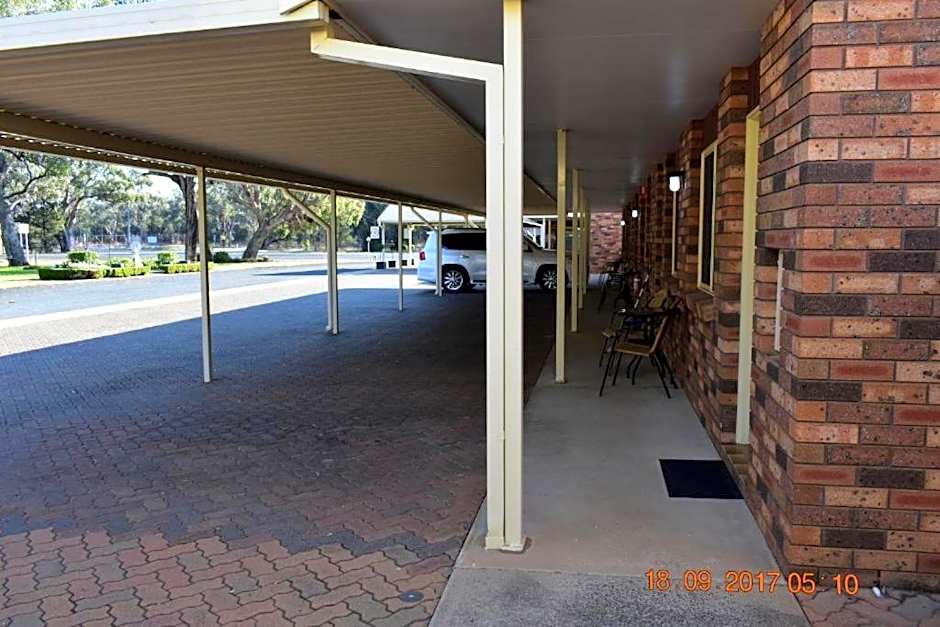 Cooee Motel
