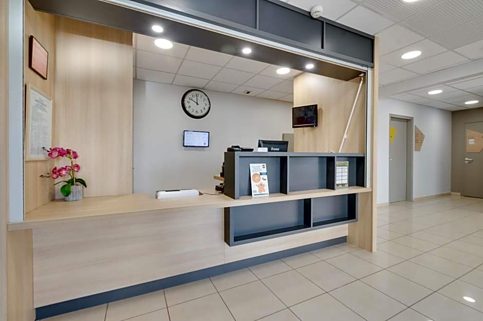 B&B HOTEL FREJUS Puget-sur-Argens