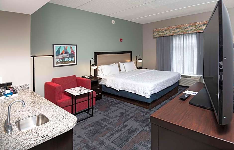 Hampton Inn By Hilton & Suites - Raleigh Downtown