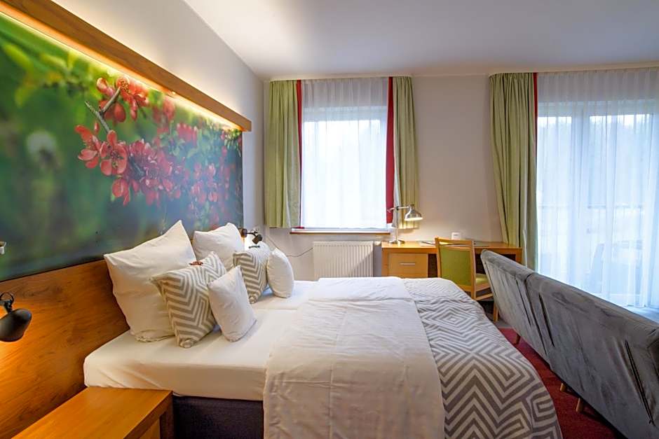 Hotel Szarlota - Kompleksowo na Kaszubach