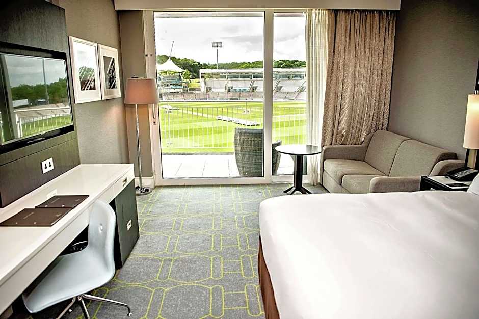 Hilton Southampton - Utilita Bowl