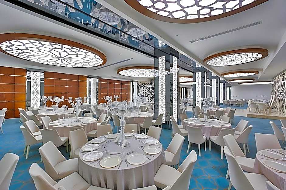 Gold Majesty Hotel