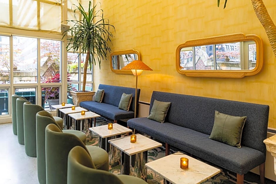 Library Hotel