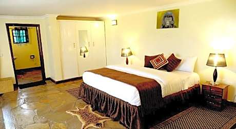 Da Vinci Gorilla Lodge