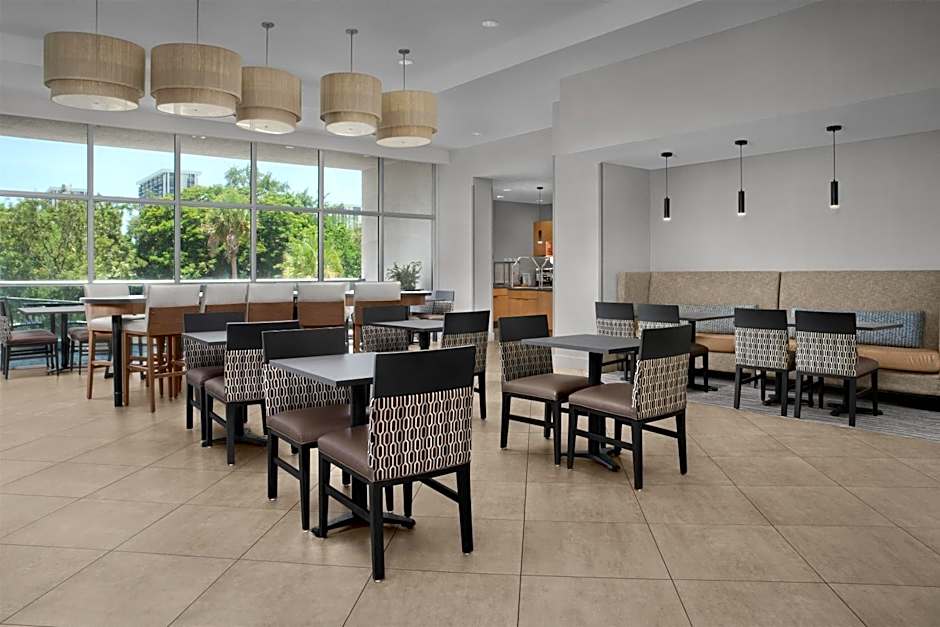 Homewood Suites by Hilton Miami Downtown/Brickell