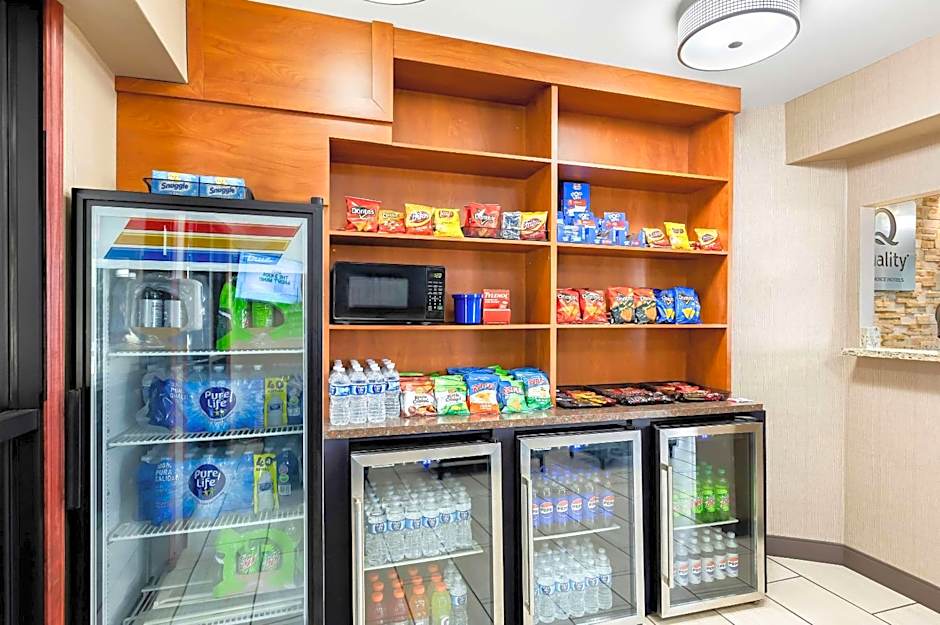 Quality Inn Cleveland Airport