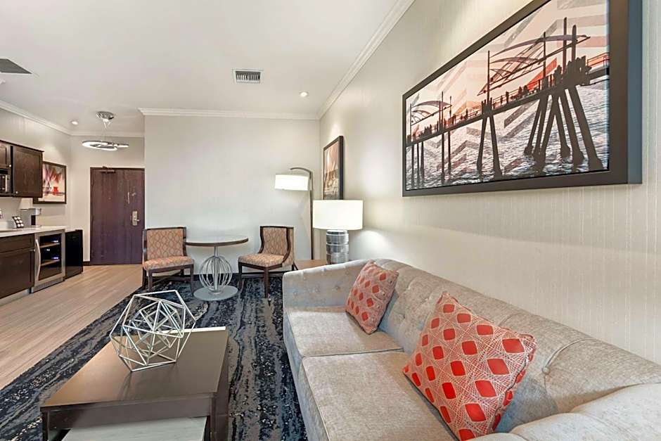 Best Western Plus Redondo Beach Inn