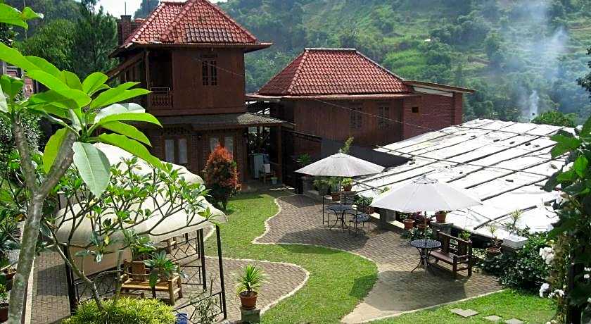 Bantal Guling Villa Lembang