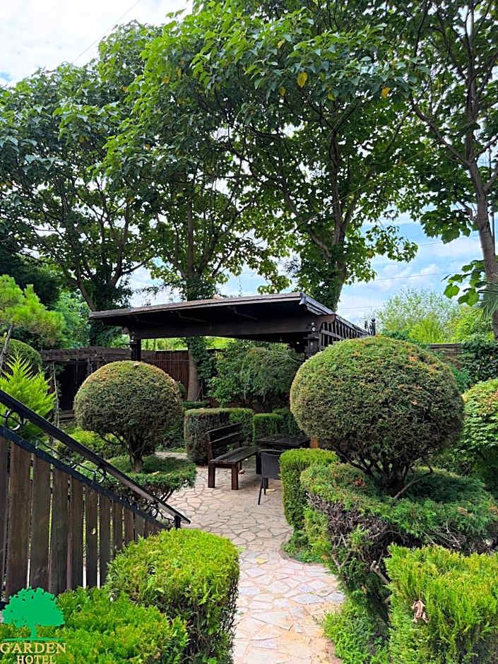 Garden Hotel