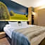 Expo Hotel