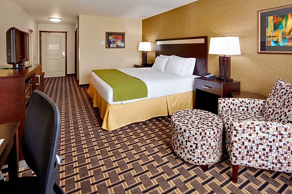 Holiday Inn Express and Suites Limerick-Pottstown