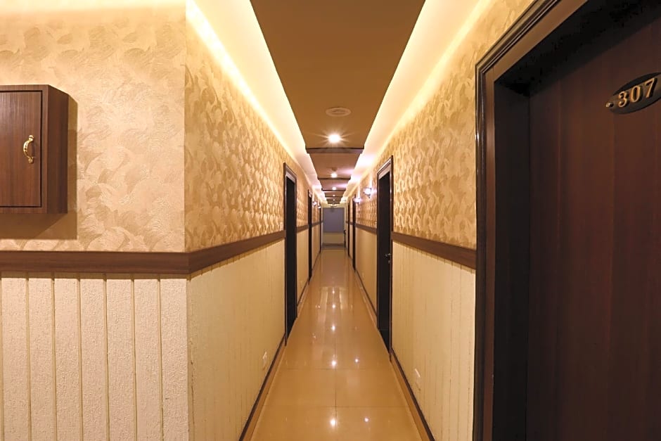 Hotel Blue Bird, Nagaon