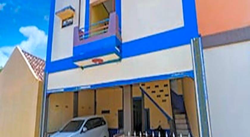 SPOT ON 93622 Wisma Dua Putra Syariah