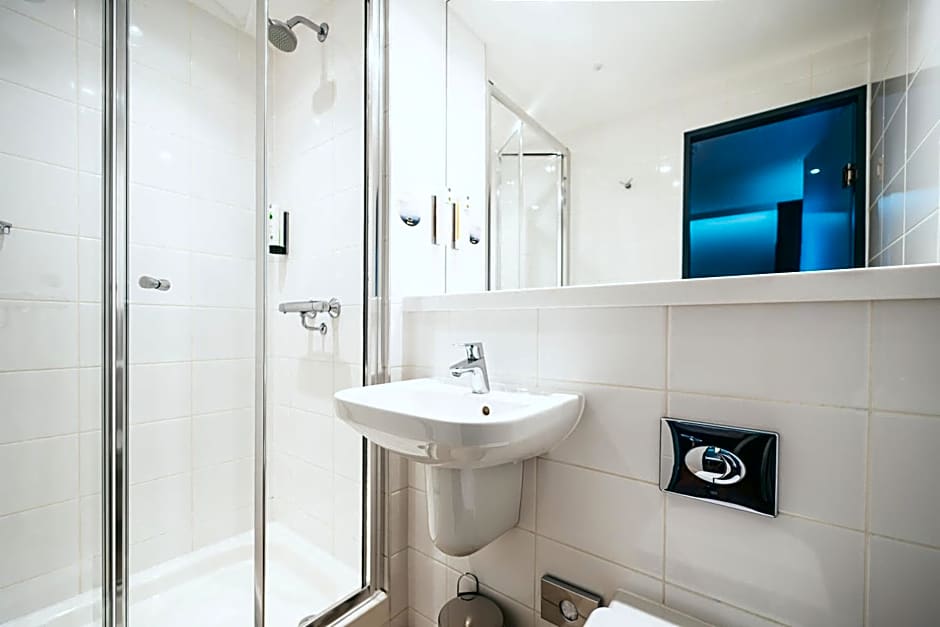 Point A Hotel London Canary Wharf