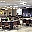 Renaissance by Marriott St. Louis Airport Hotel