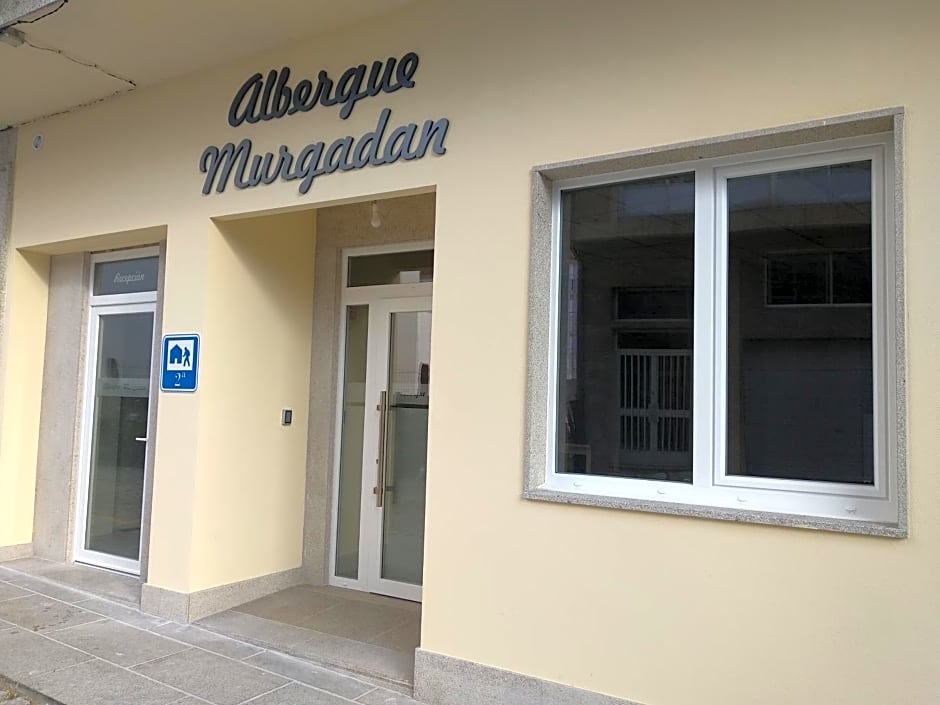 Albergue & Rooms Murgadán