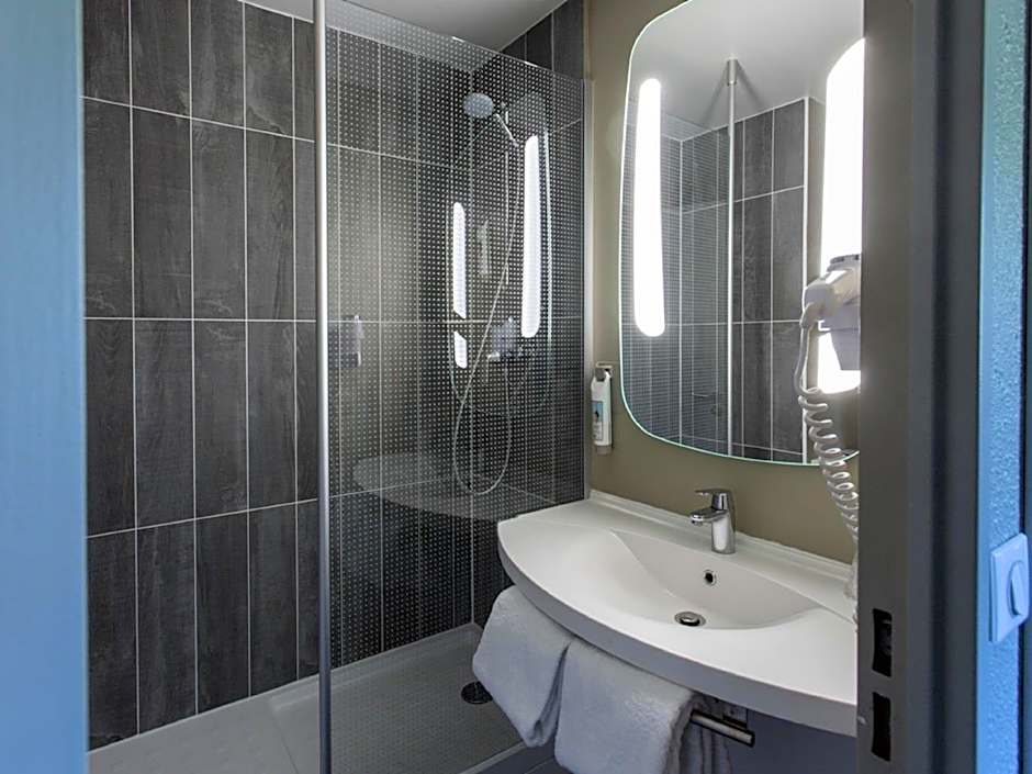 ibis Senlis