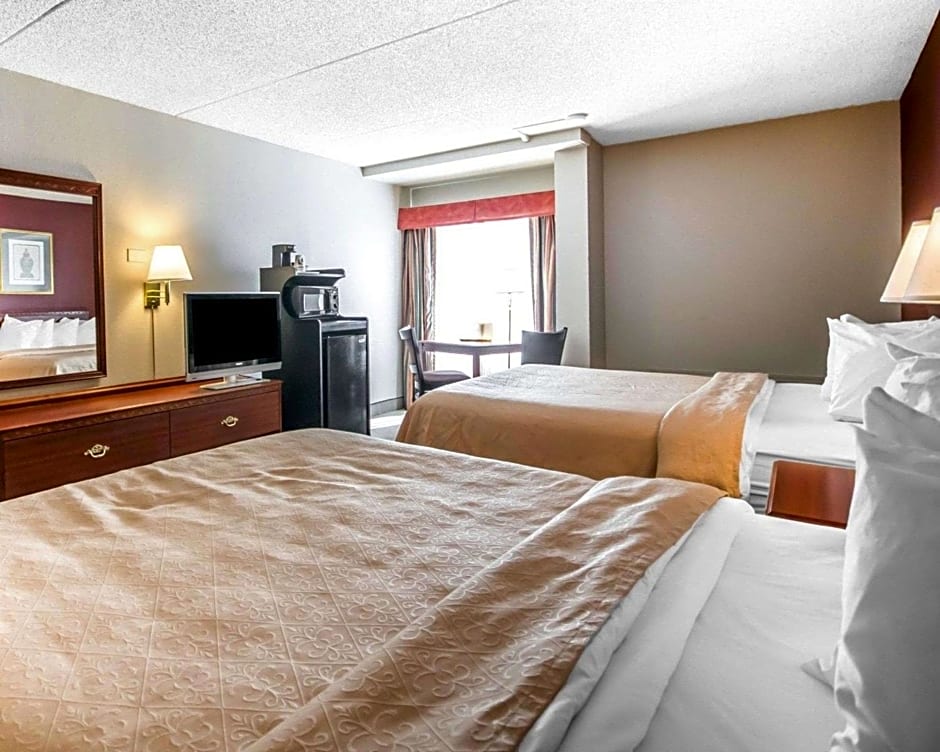 Quality Inn & Suites Elizabethtown