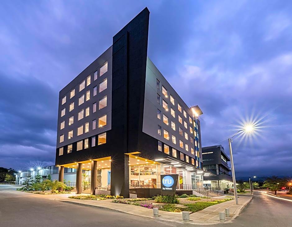 Tru By Hilton Cali Sur